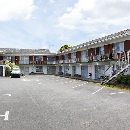 Sunset Lodge Motel Taupaki Ngoại thất bức ảnh