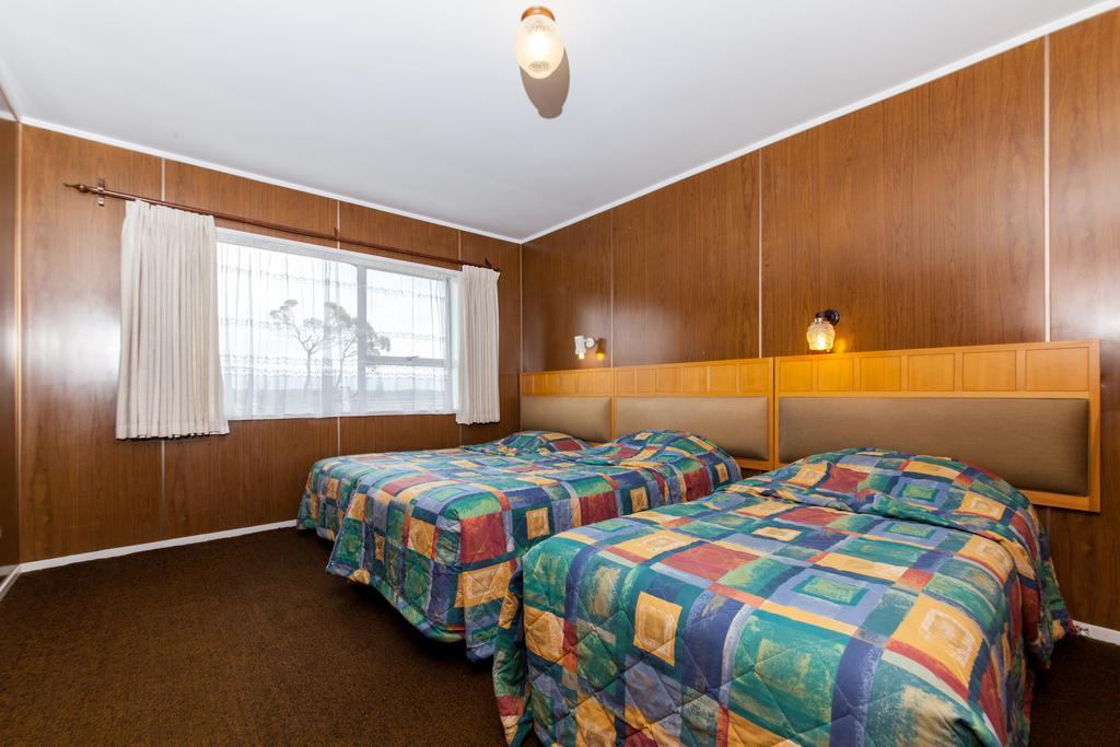 Sunset Lodge Motel Taupaki Phòng bức ảnh